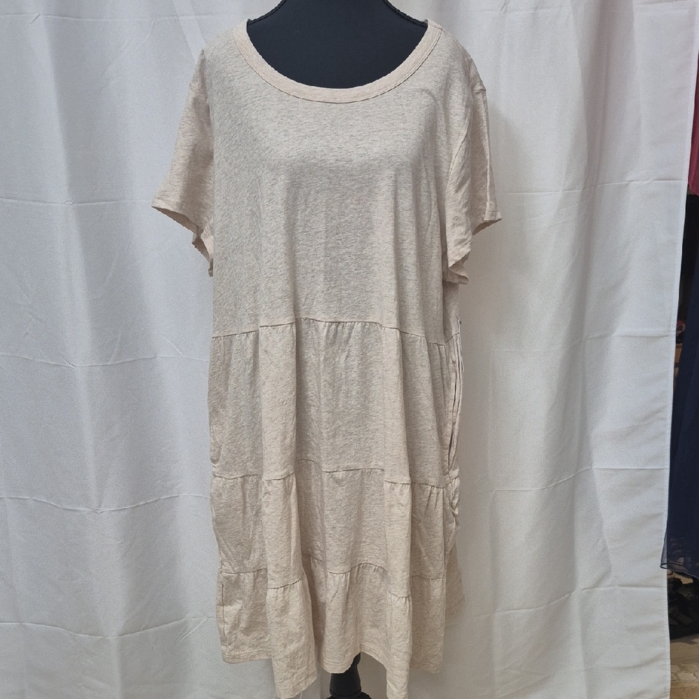 Time and Tru Cream Short Sleeve Women's Dress